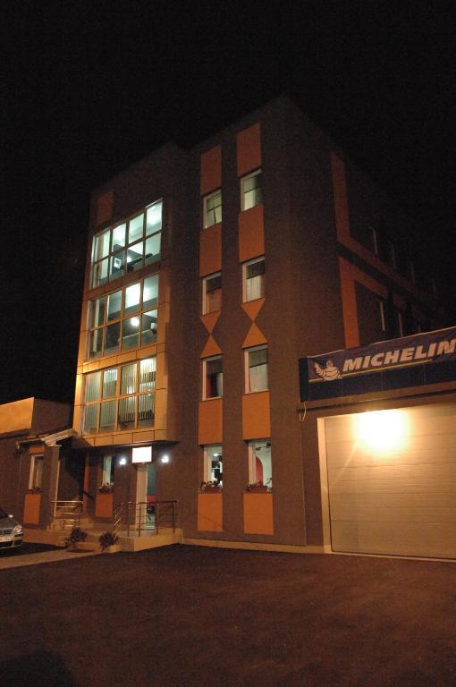 Hotel Tsc Pansion SJJ Esterno foto