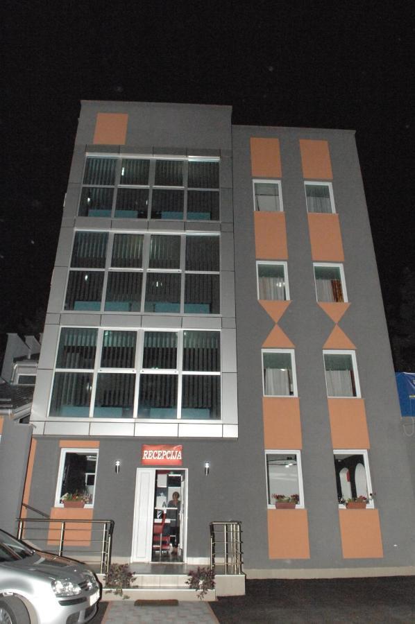 Hotel Tsc Pansion SJJ Esterno foto